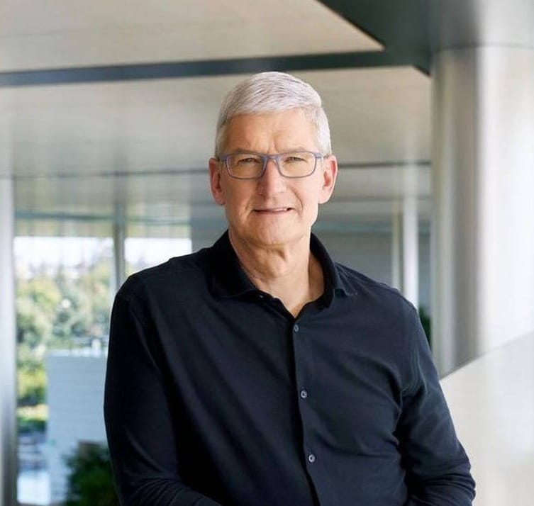 THE NEXT ERA OF APPLE: THE SUCCESSOR IS AN ENGINEER.